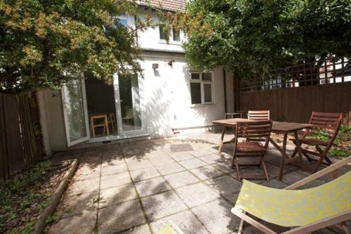 Tooting Rooms & Studio By Dc London Rooms Londres Exterior foto